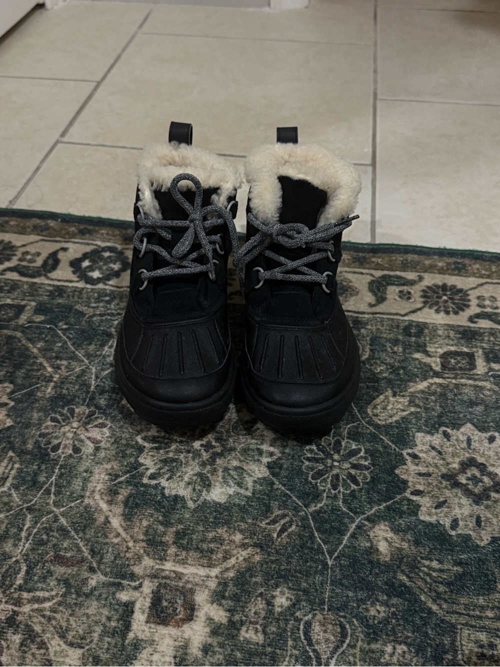 Nike Kids Black Snow Boots with Cream Faux Fur Collar
